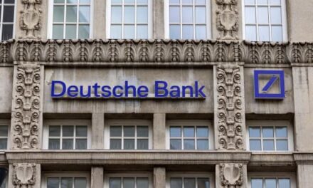 Deutsche Bank Shares Climb on Profit Boost From Postbank Settlement