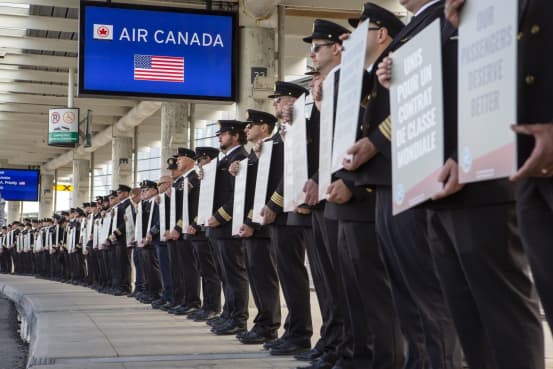 Air Canada Pilots Give Union Strike Mandate