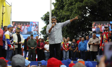 As Crackdown Deepens in Venezuela, Chevron Says Keep the Oil Flowing