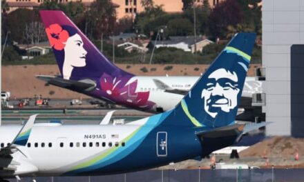 Transportation Department Blesses Alaska Air-Hawaiian Merger, With Strings